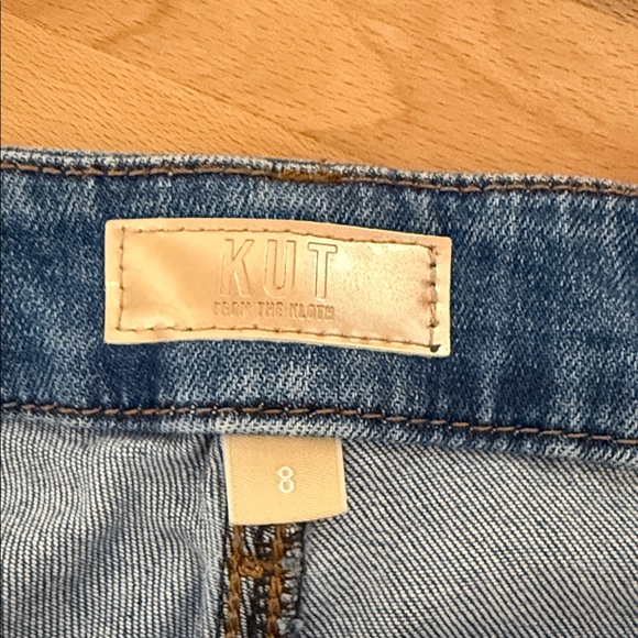 Kut from the Kloth Meg High Rise Wide Leg Jeans Two-Tone with Dark Inset Panels - Picture 2 of 4